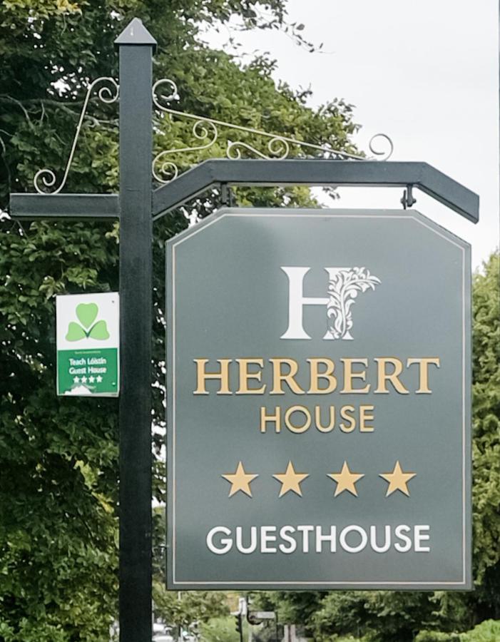 Herbert House ,V93 Rf64 基拉尼 外观 照片